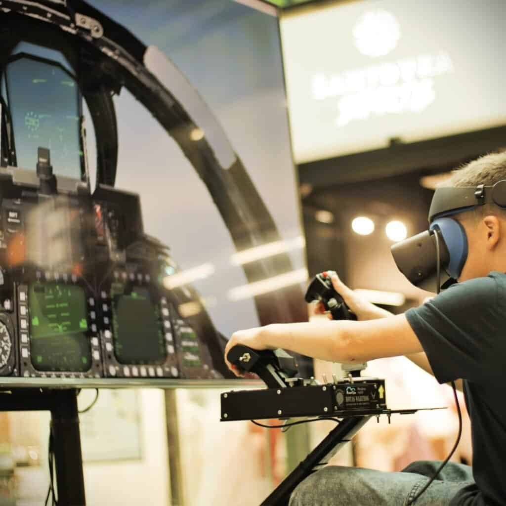 Rent Top Gun Simulator in Vienna Berlin Rome EU. Hire jet fighter simulators for family celebrations with delivery with RoarFun